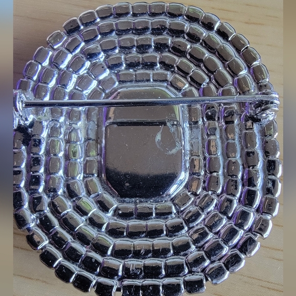 Vintage Rhinestone Brooch - Picture 7 of 7